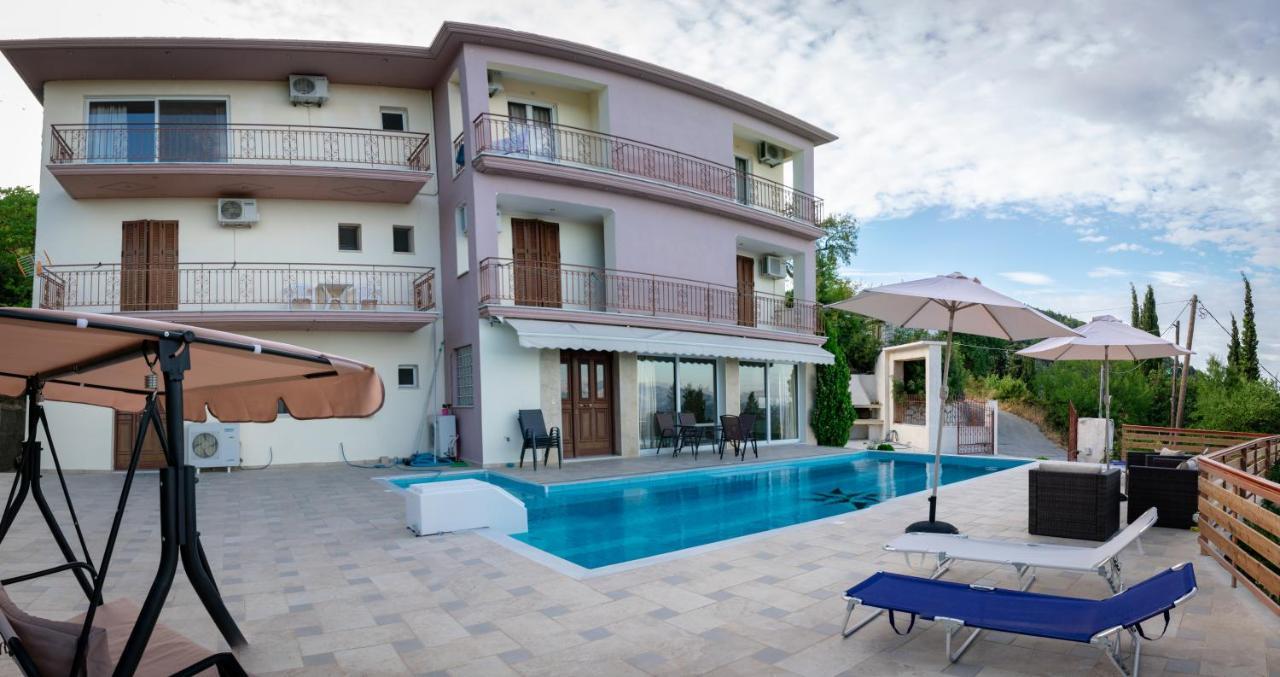 Petronas Villa Kariá Kültér fotó